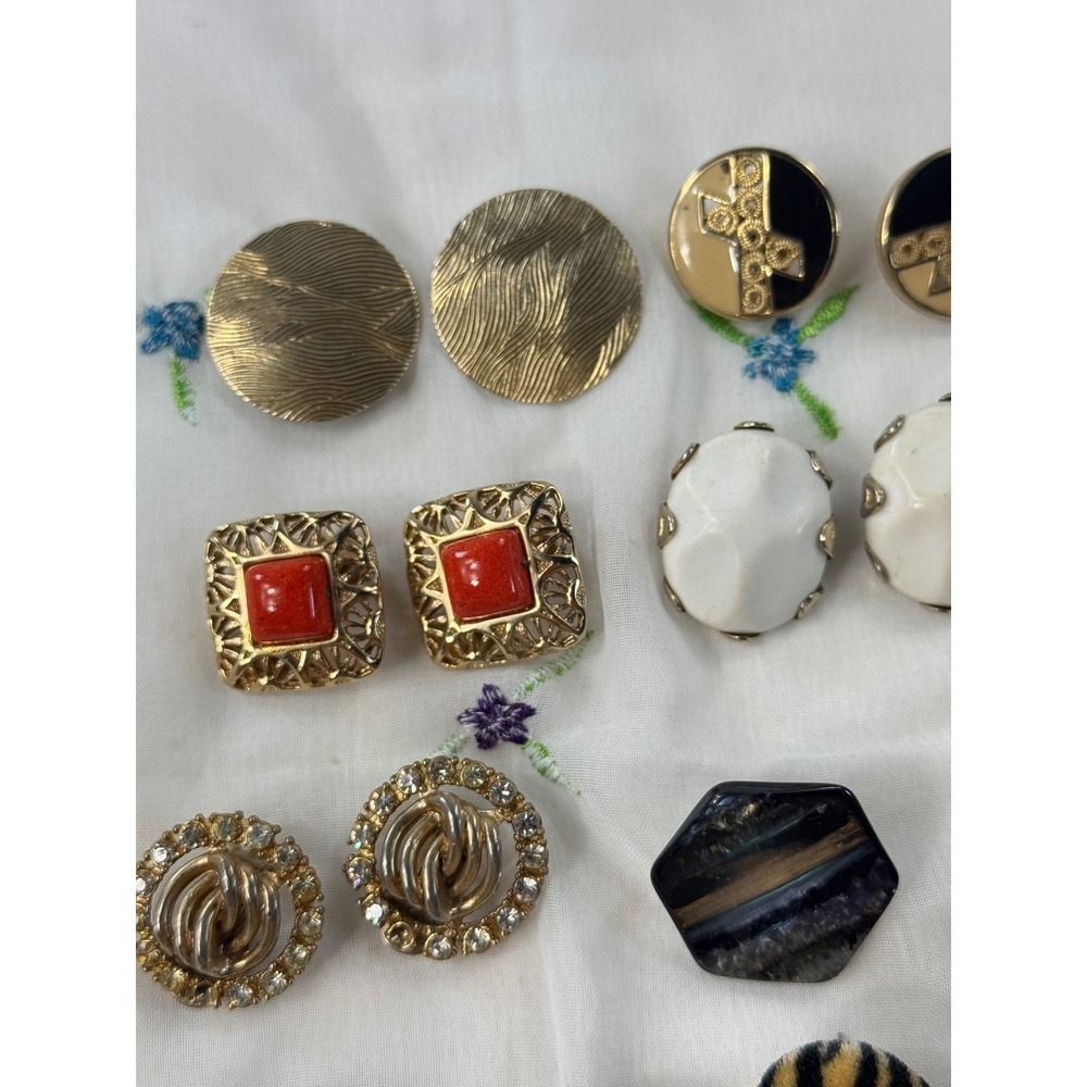 Vintage Earrings Lot 9 Pairs Retro Tone‎ Enamel Rhinestone Animal Print Green - Picture 3 of 10